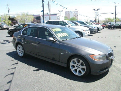 2006 BMW 330  xi