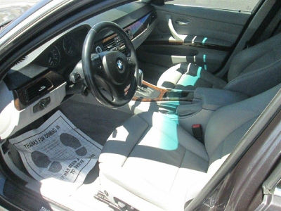 2006 BMW 330  xi