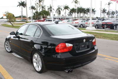 2006 BMW 330  i
