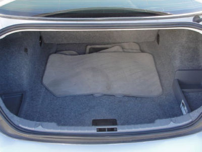 2006 BMW 330  i