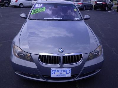 2006 BMW 330  i