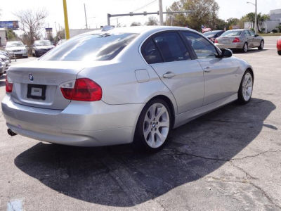 2006 BMW 330 i