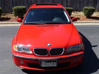 2003 BMW 330  i