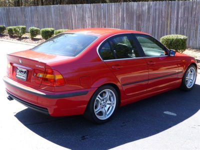 2003 BMW 330  i