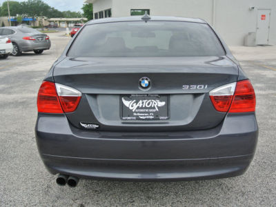 2006 BMW 330 i
