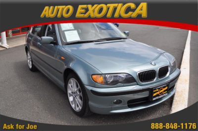 2005 BMW 330  xi