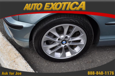 2005 BMW 330  xi