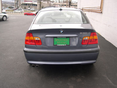 2005 BMW 330 xi