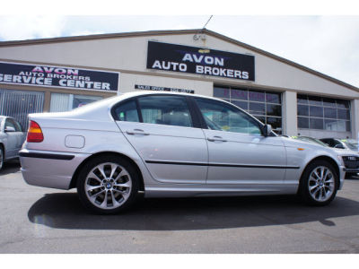 2004 BMW 330  xi