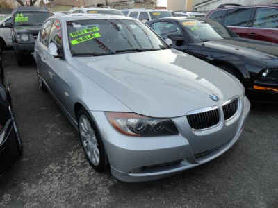 2006 BMW 330  i