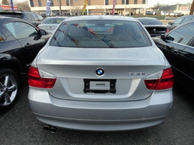 2006 BMW 330 i