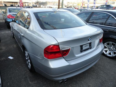 2006 BMW 330 i