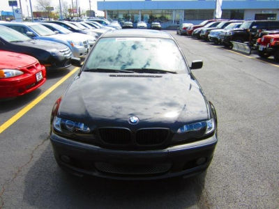 2004 BMW 330  i