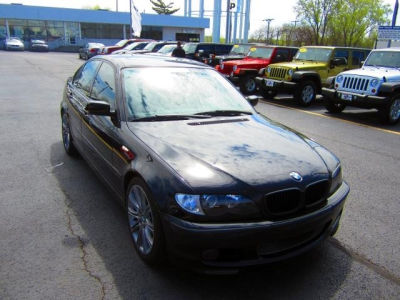 2004 BMW 330  i