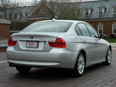 2006 BMW 330  xi