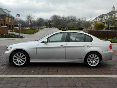 2006 BMW 330  xi