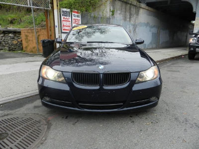 2006 BMW 330  i