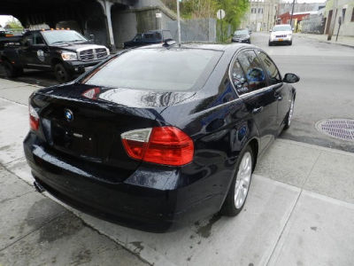 2006 BMW 330 i