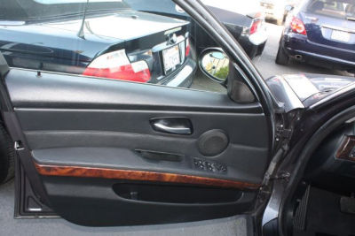 2006 BMW 330  i