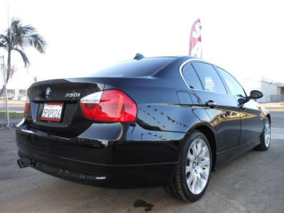 2006 BMW 330 i