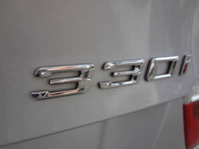 2006 BMW 330  i