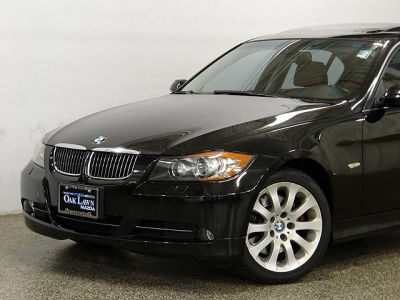 2006 BMW 330  i