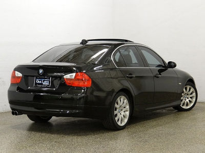 2006 BMW 330  i