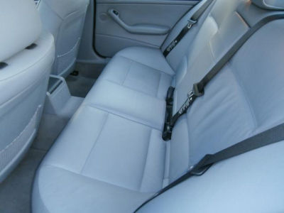 2003 BMW 330  xi