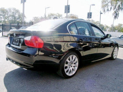 2006 BMW 330  i