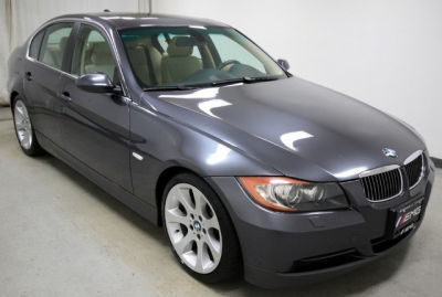 2006 BMW 330  i