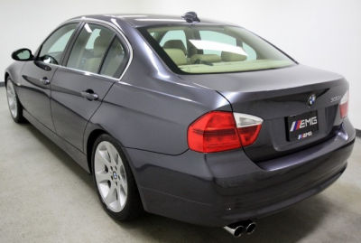 2006 BMW 330  i
