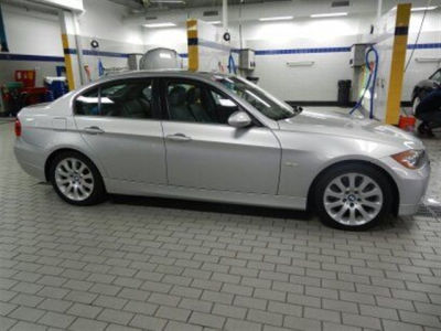 2006 BMW 330 i