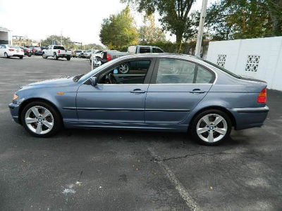 2005 BMW 330  xi