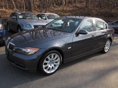 2006 BMW 330  i