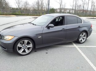 2006 BMW 330  i