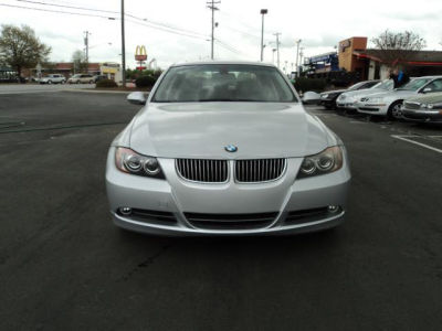 2006 BMW 330  i