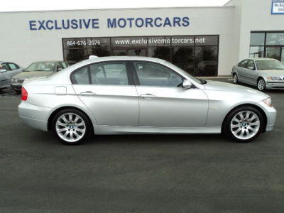 2006 BMW 330  i