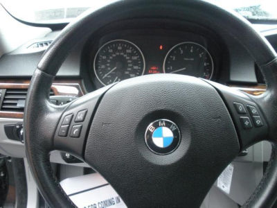 2006 BMW 330  xi