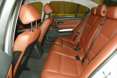 2006 BMW 330  i