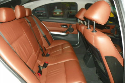 2006 BMW 330  i