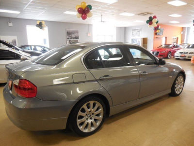 2006 BMW 330 i
