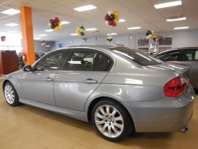 2006 BMW 330 i