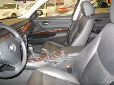 2006 BMW 330 i