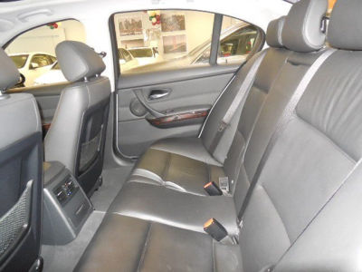 2006 BMW 330 i