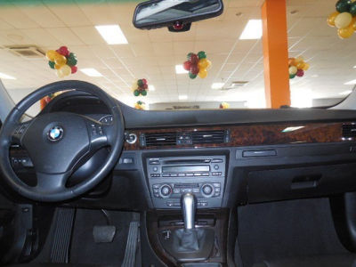 2006 BMW 330 i