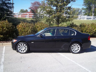 2006 BMW 330  xi