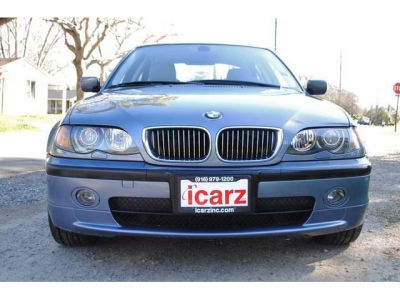 2005 BMW 330  xi