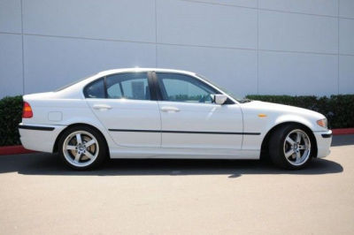 2003 BMW 330 i