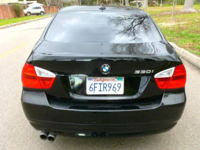 2006 BMW 330  i