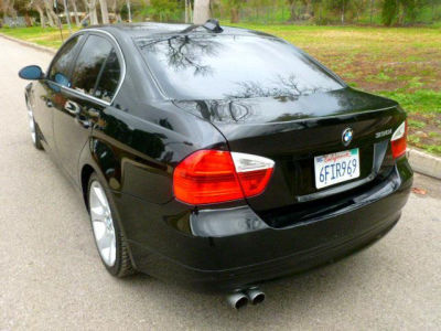 2006 BMW 330  i